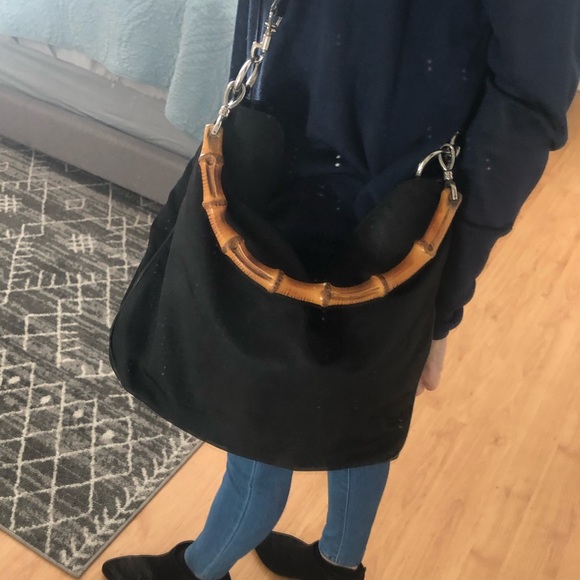 Gucci Handbags - ❤️Vintage Gucci hobo❤️